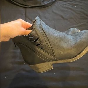 Black Booties Size 7/7.5